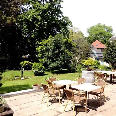 Pannenhuis 3*