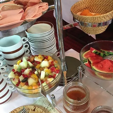 Pannenhuis فندق بروج