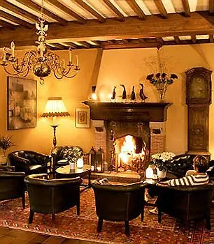 Pannenhuis 3*