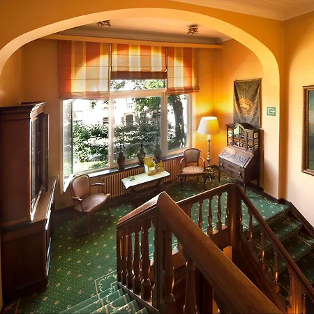 Pannenhuis Hotel