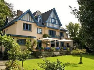 Pannenhuis بروج